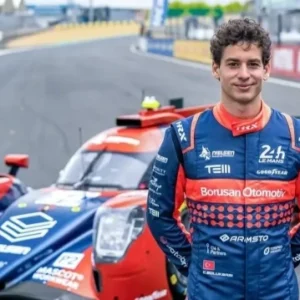 milli yaris pilotu cem bolukbasi spada podyuma cikti c7IuIcVL