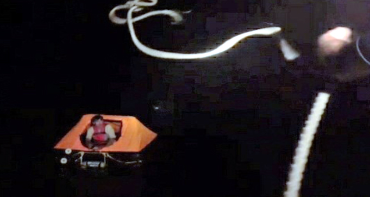 yunanistan insafsizlikta sinir tanimiyor can sali icine koydugu coocugu egede olume terk ettiler fdEcskC3