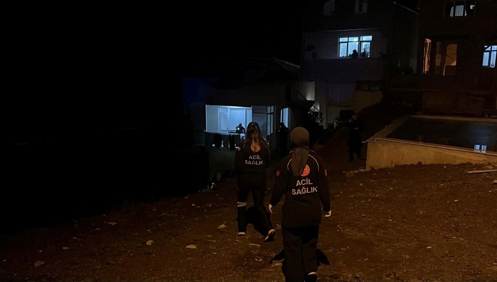 dengesini kaybetti 50 metrelik ucurumdan yuvarlandi iLHzDqn2.jpg