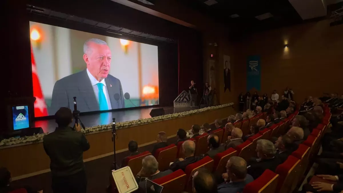 uluslararasi rize ticaret ve ekonomi kongresi ve zirvesi basladi XLDqBCP1.jpg