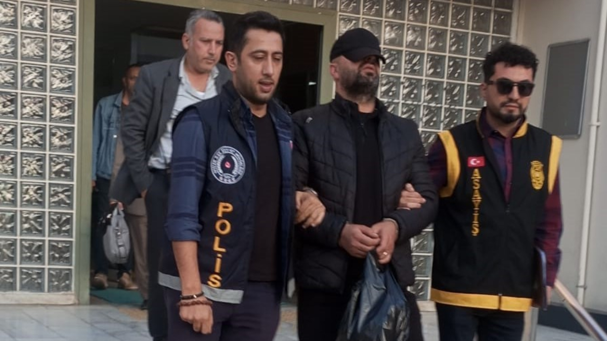 aydinda 125 yil hapisle aranan sahis pazarda yakalandi pOgKiKKT.jpg