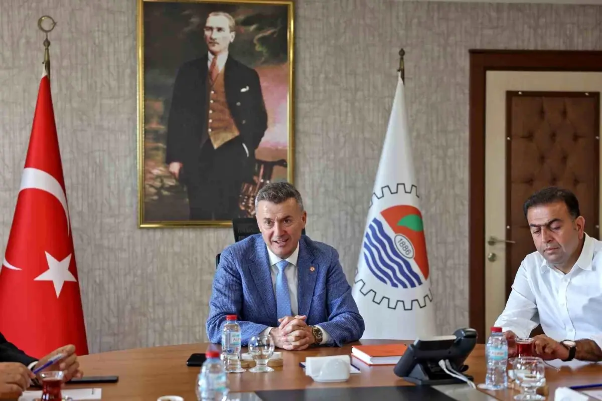 mersinde yeni hal yasasi toplantisi KFYgFAXR.jpg