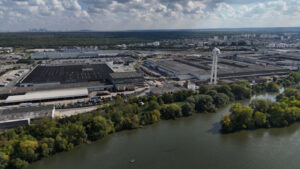 stellantis-avrupadaki-dort-fabrikasini-satisa-cikariyor-Y1AYX7fQ