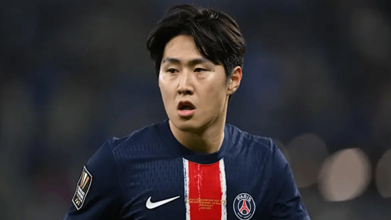 Atletico madrid kang in leeyi kadrosuna katti S3JKRzbA