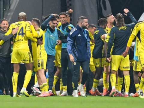 Fenerbahcede zorunlu ayrilik 2 isimden 40 milyon euro alacaklar U3JbPius